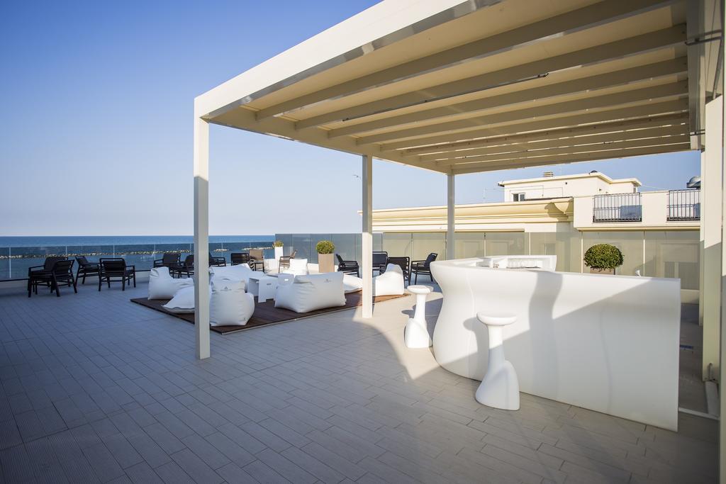 צ'סנטיקו Hotel Vista Mare & Spa - Aperto Tutto L'Anno מראה חיצוני תמונה
