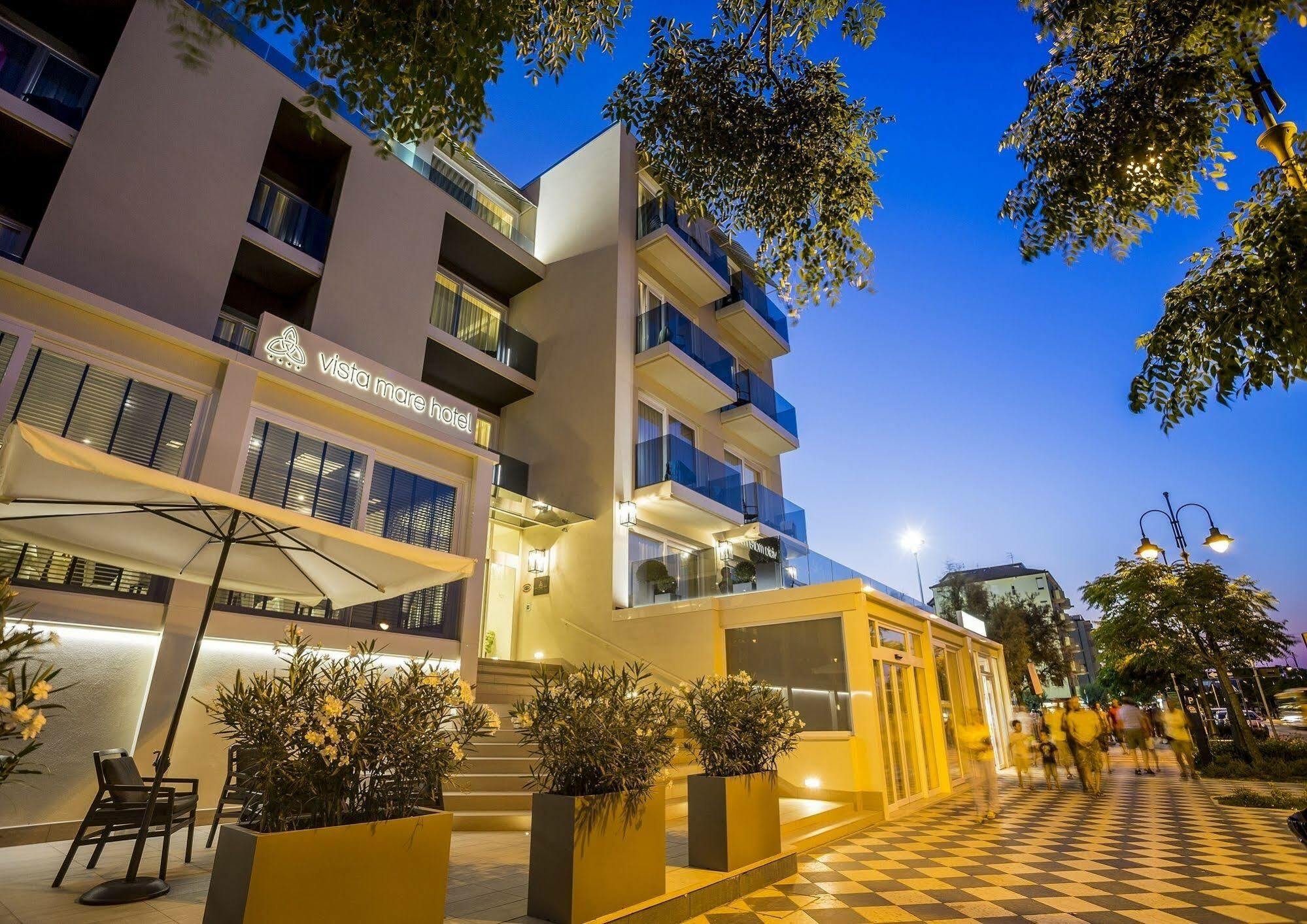 צ'סנטיקו Hotel Vista Mare & Spa - Aperto Tutto L'Anno מראה חיצוני תמונה