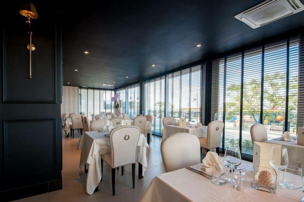 צ'סנטיקו Hotel Vista Mare & Spa - Aperto Tutto L'Anno מראה חיצוני תמונה